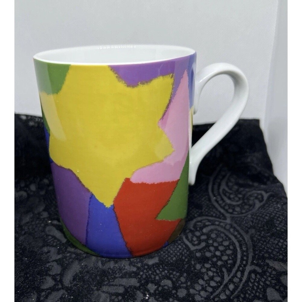Rosanna 2023 Holocost Badges Coffee Cup
